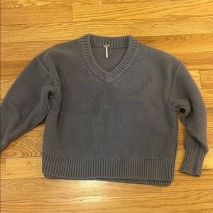 Free People Heather Gray V-Neck Chunky Knit Sweater